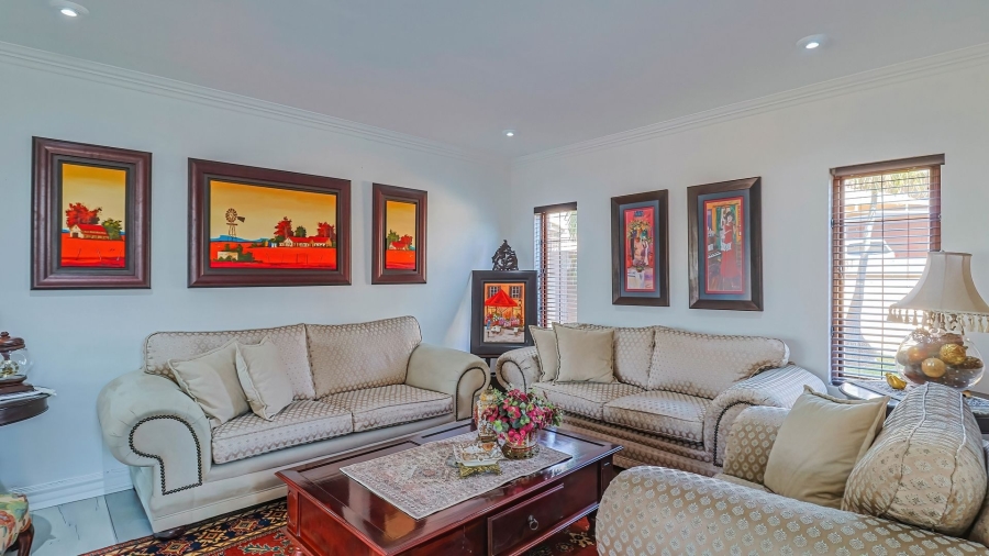 4 Bedroom Property for Sale in Boschdal North West